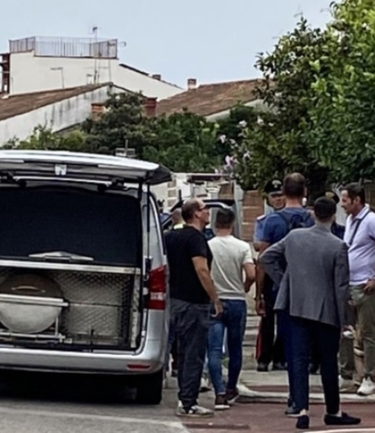 uccide moglie maria rosa tradimento