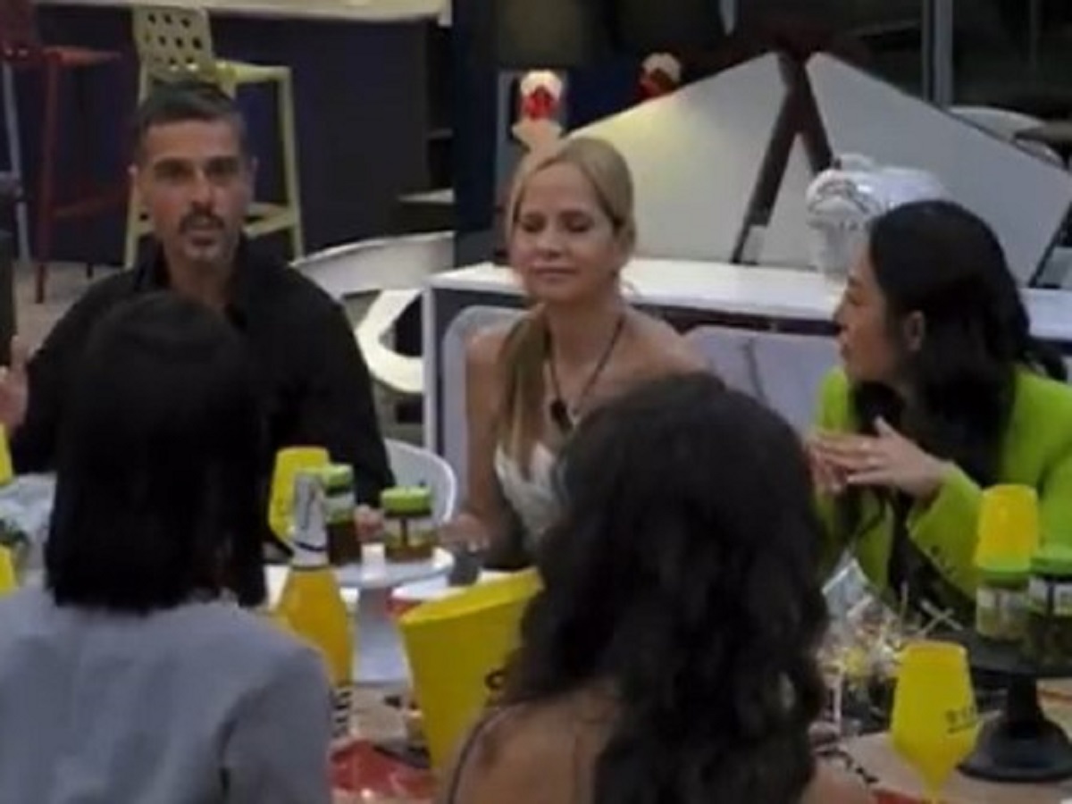 Grande Fratello 2023 preghiera concorrenti cena