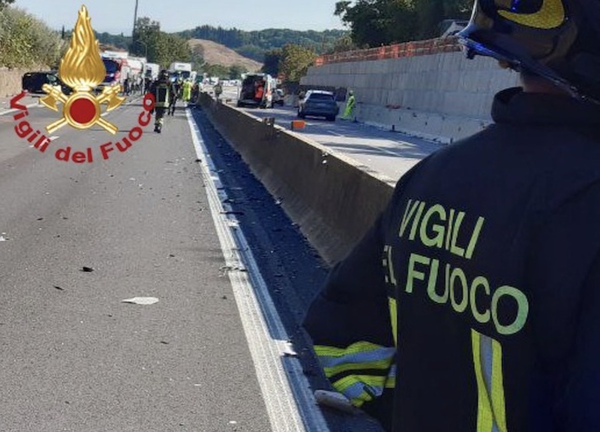 Incidente in A1 a Firenze, due morti e due feriti