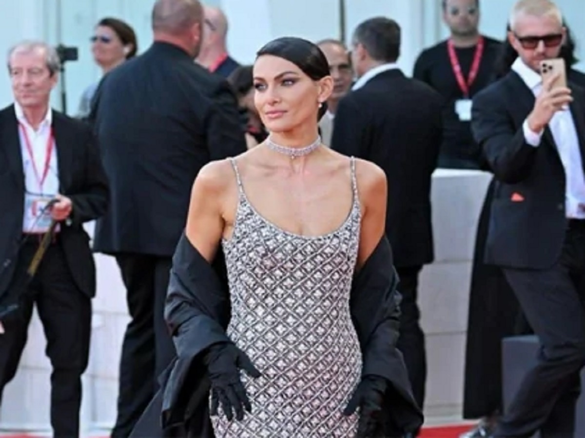 gaffe di Paola Turani sul Red Carpet di Venezia