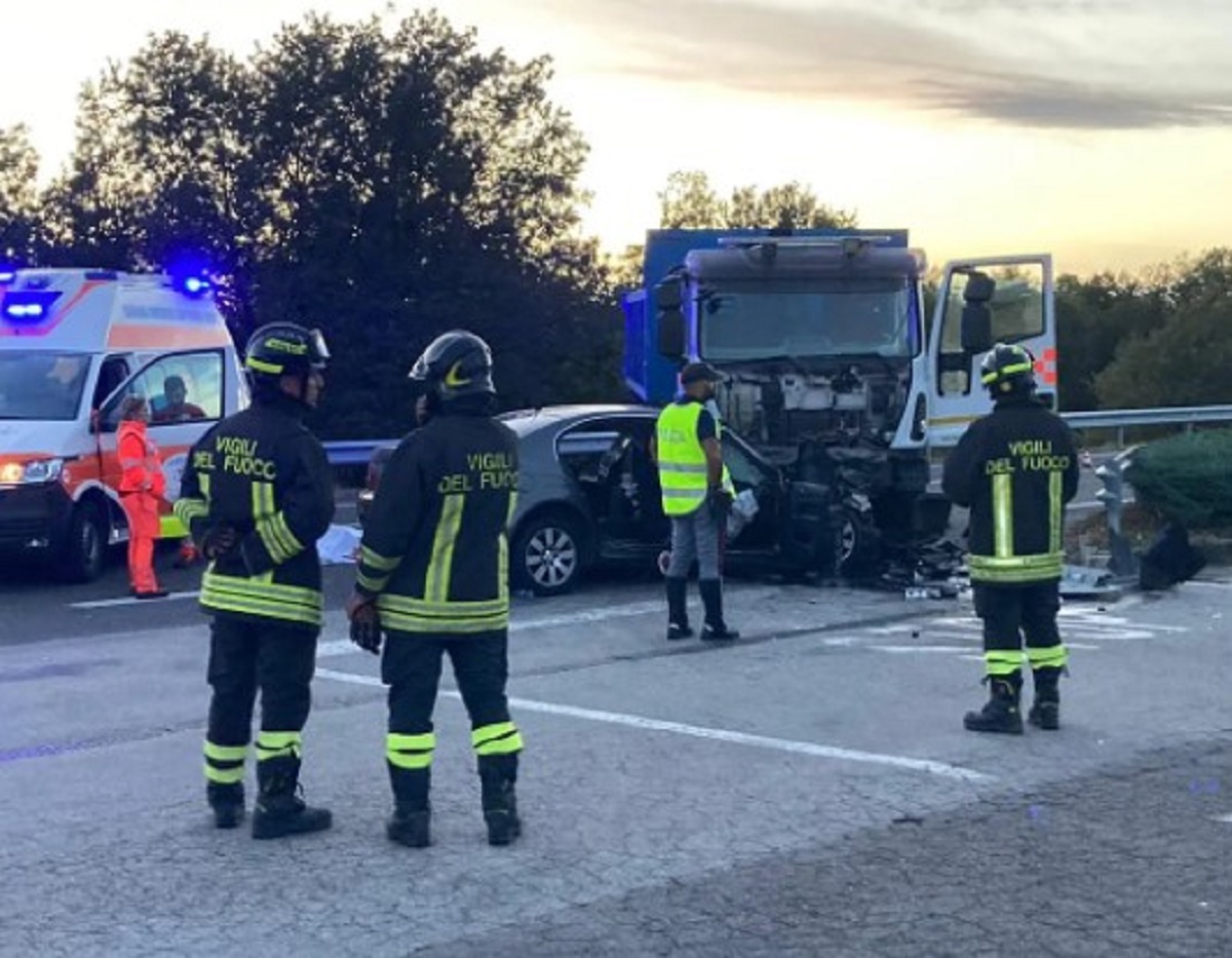 Incidente sulla Nuoro – Lanusei un morto e una donna ferita