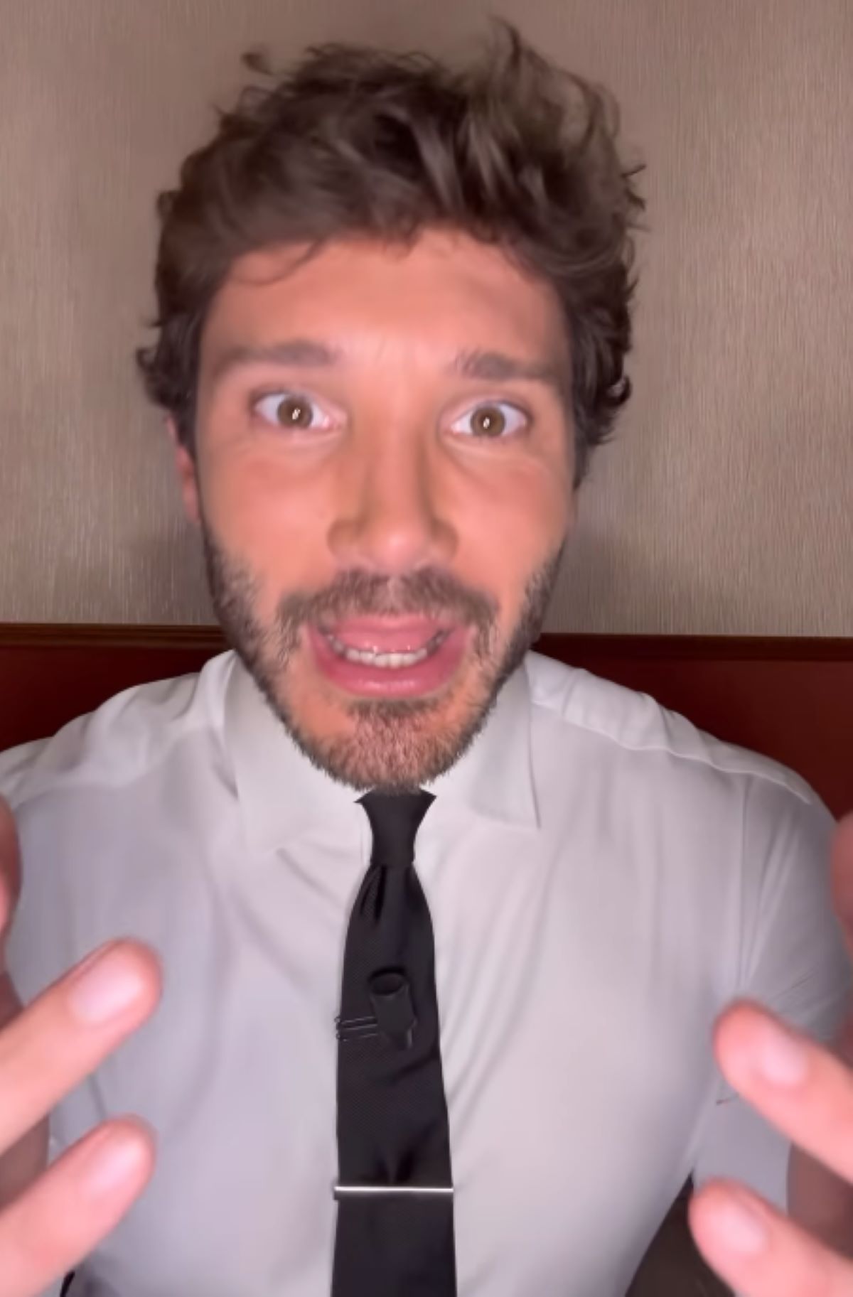 Conduttore Televisivo Allargato Famiglia