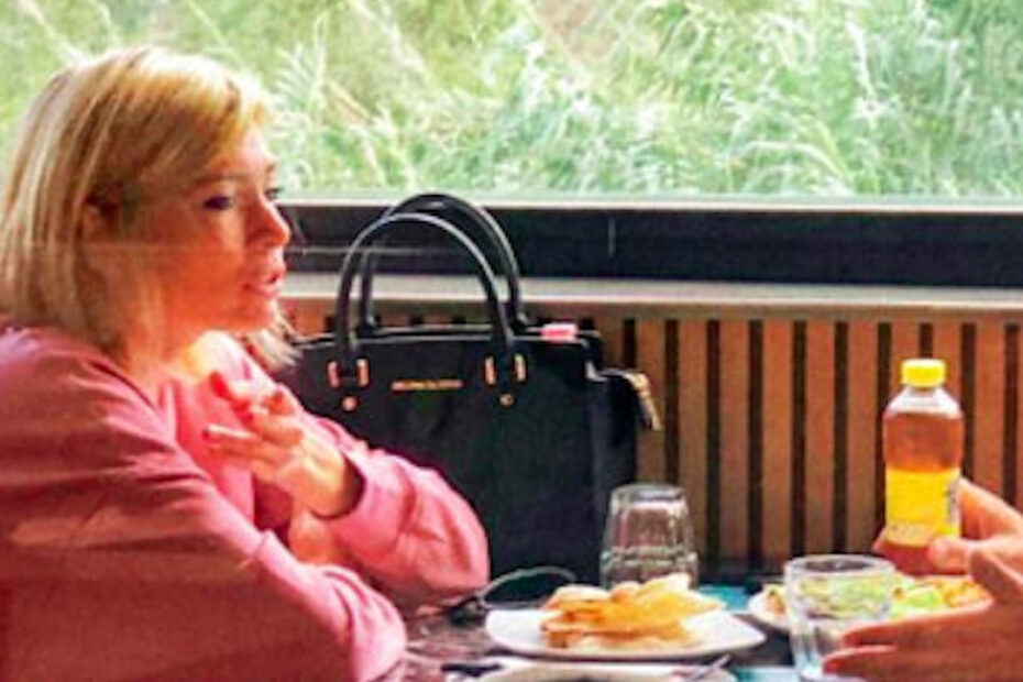 Carlotta Mantovan e Teo Mammuccari a passeggio e pranzo insieme