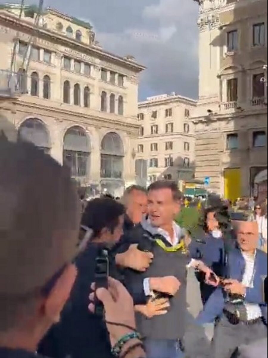 Carne coltivata lite fuori Palazzo Chigi tra parlamentari e Coldiretti