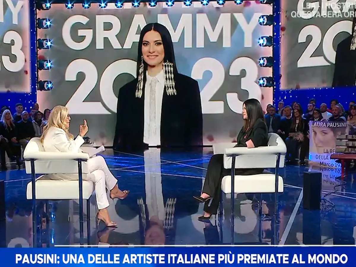 Laura Pausini rivelazione domenica in problema cuore