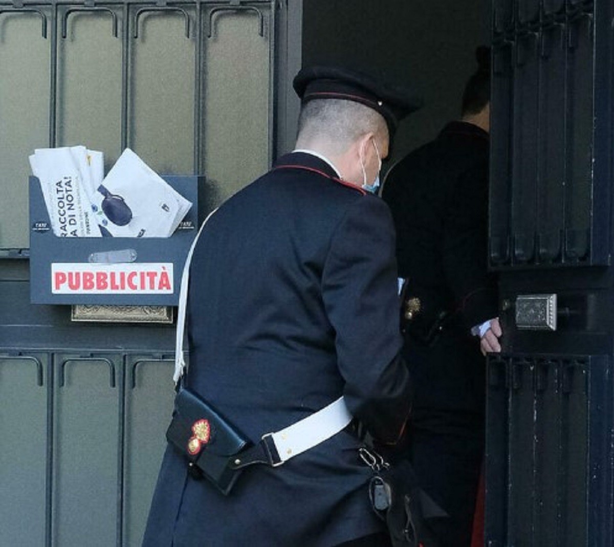 Meduno donna di 82 anni uccisa in casa grave il marito