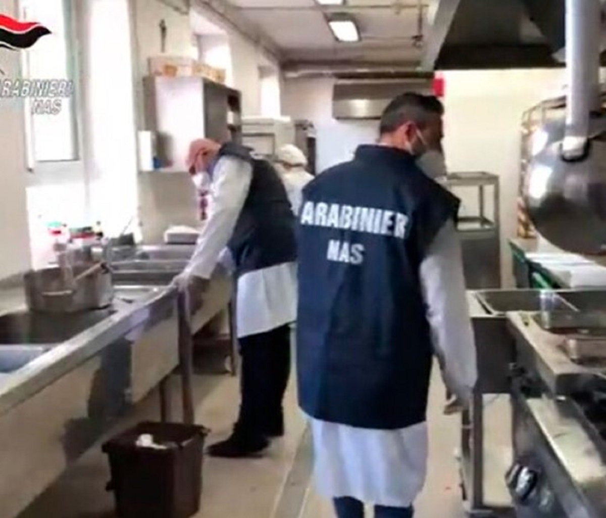 Operazioni dei Nas nelle mense scolastiche chiuse 13 cucine
