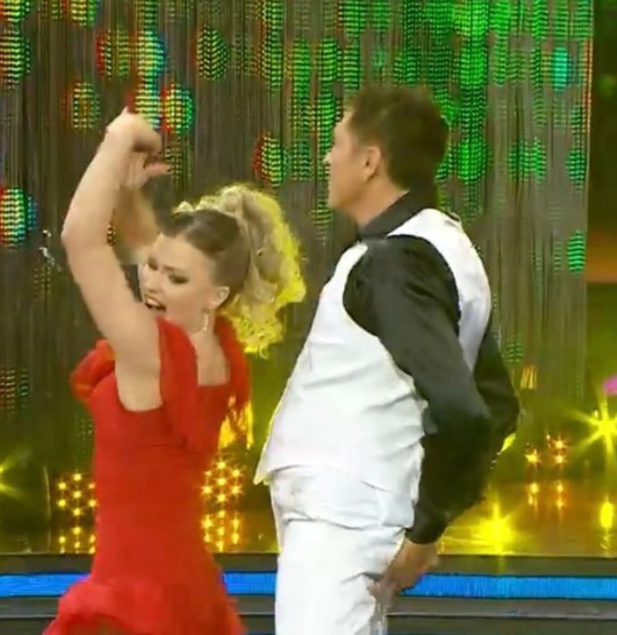 ballando stelle strappati pantaloni concorrenti
