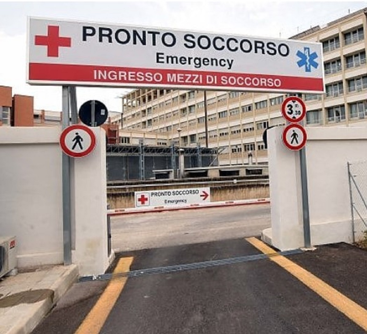 Bari trovato morto in casa Domenico Buonamico aveva 22 anni