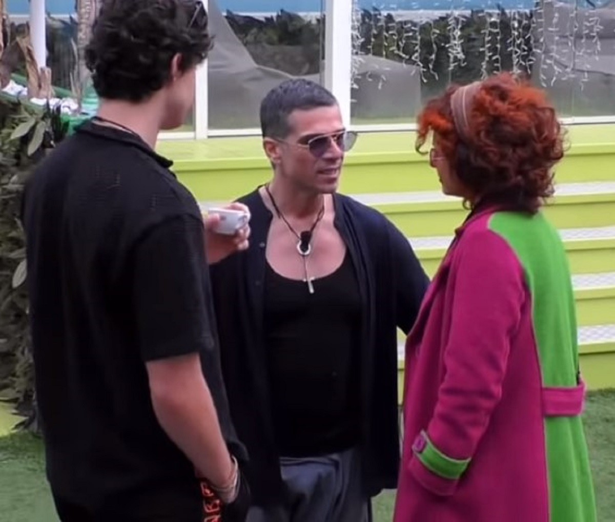 Grande Fratello Beatrice Fuori mi hanno parlato di Rosanna