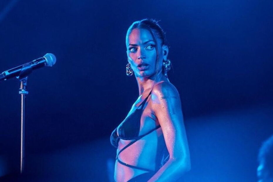 Elodie sta male, l’annuncio della cantante