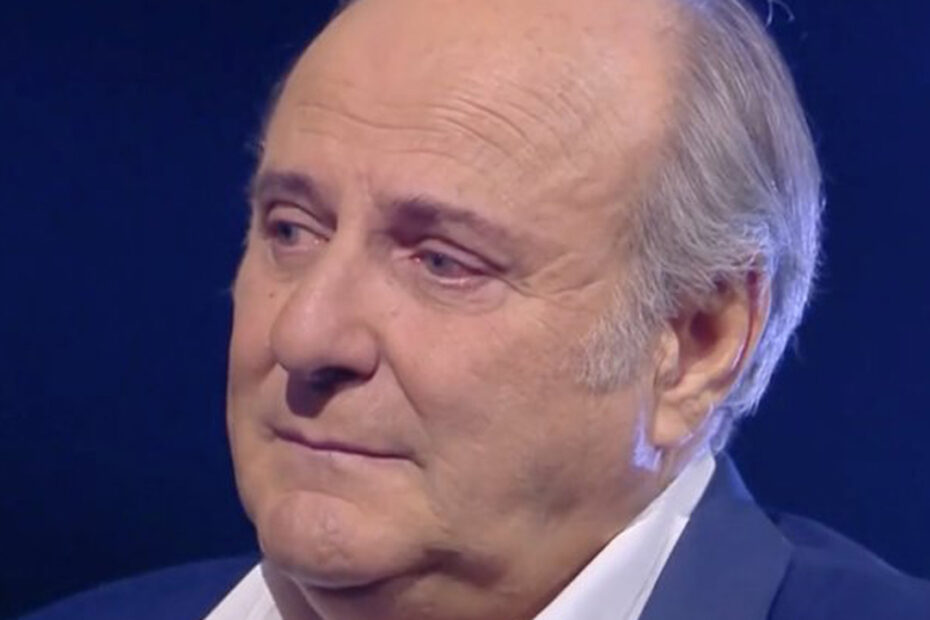 Gerry Scotti fuori da Io Canto Generation: arriva la conferma