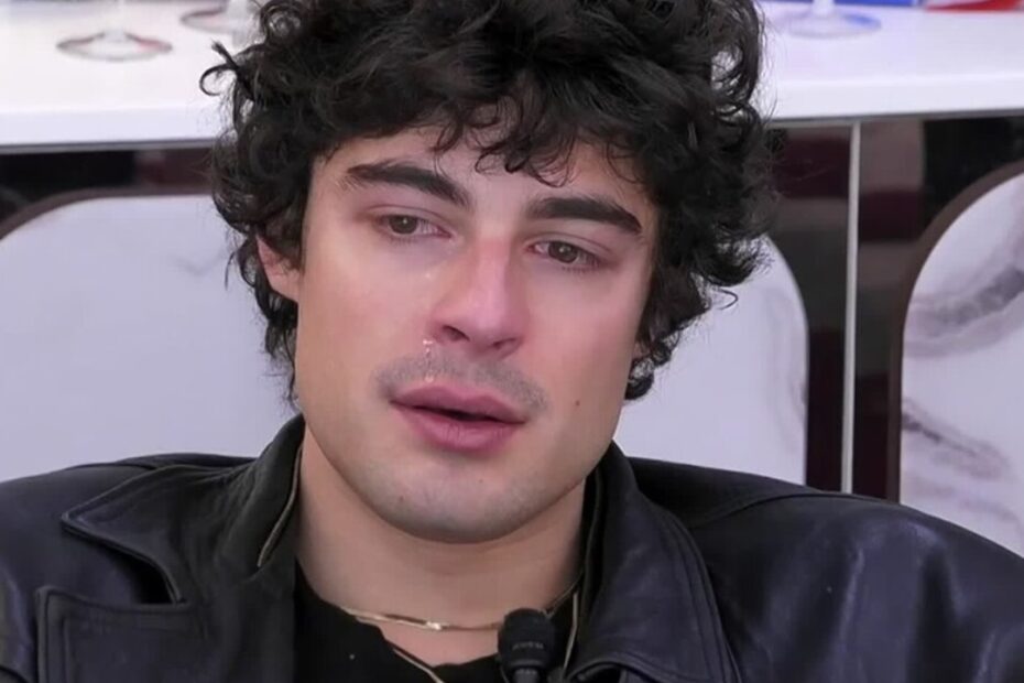 grande fratello vittorio confessione lacrime