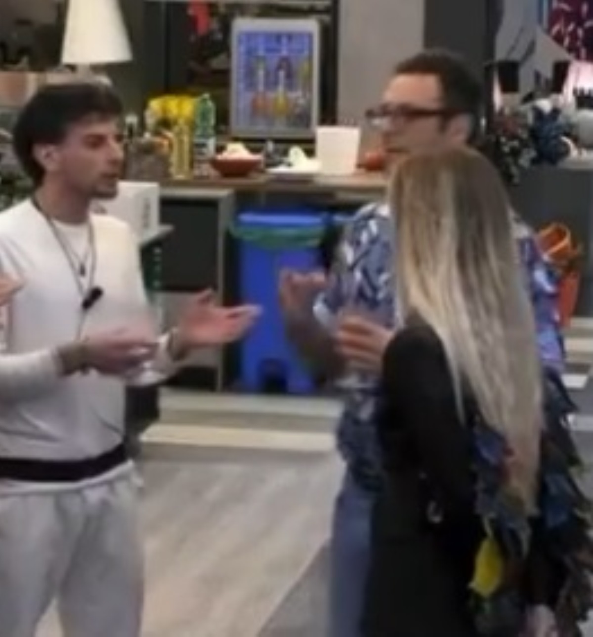 grande fratello tutti contro anita