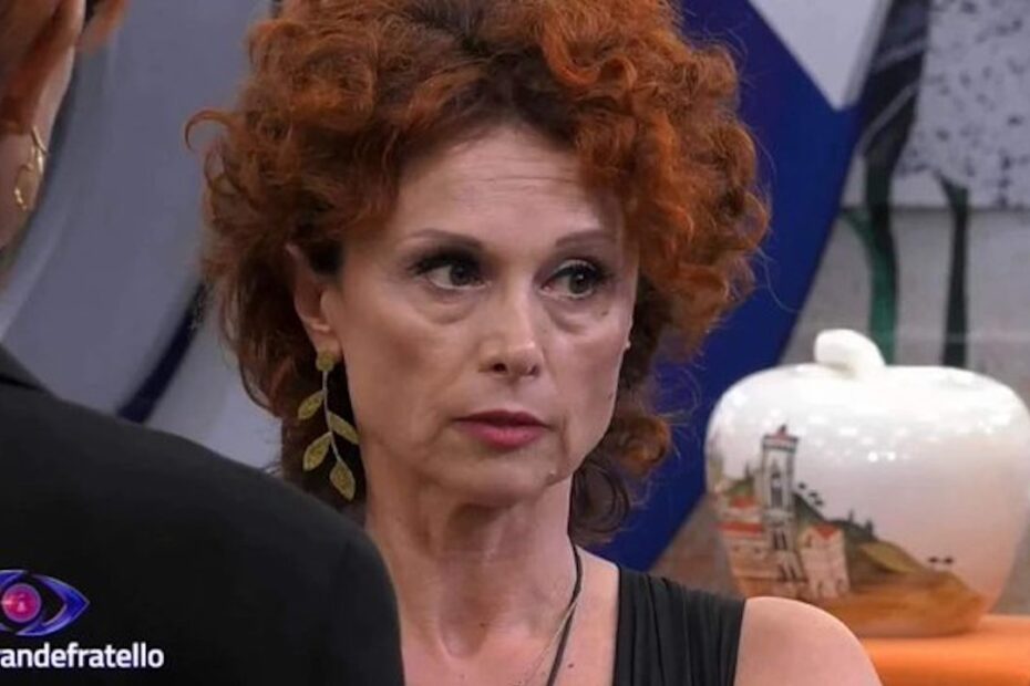 “Beccata così”. Beatrice Luzzi, spunta una foto fuori: è polemica