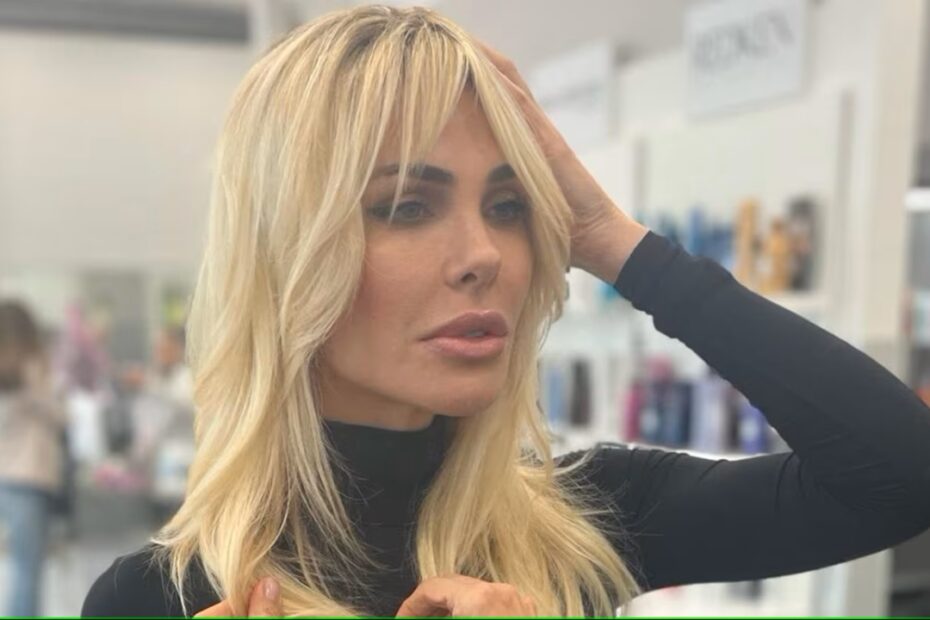 ilary blasi annuncio bomba