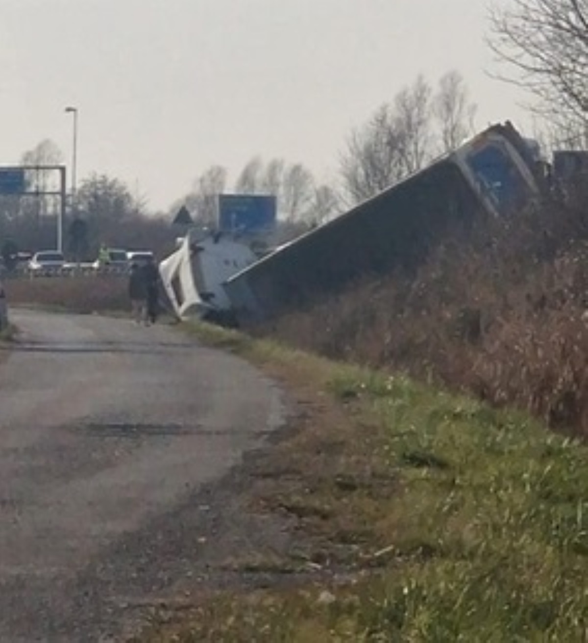 incidente pordenone tir ambulanza vittime