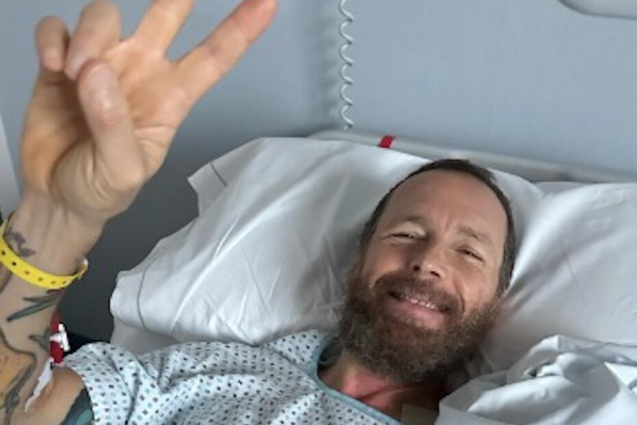Jovanotti in ospedale dopo l'incidente di luglio: "Otto ore di intervento"