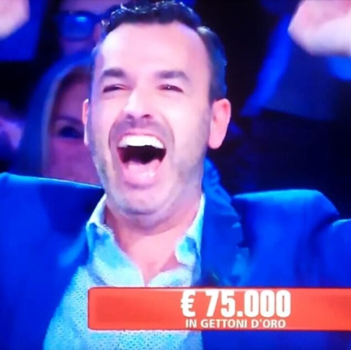 “Io lui lo conosco, mi ha venduto…!”. Colpo di scena ad Affari Tuoi