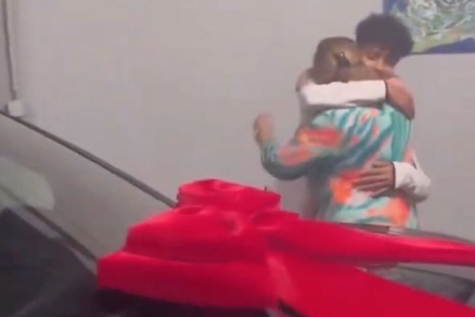 Il regalo spaziale di Cristiano Ronaldo alla madre per il compleanno