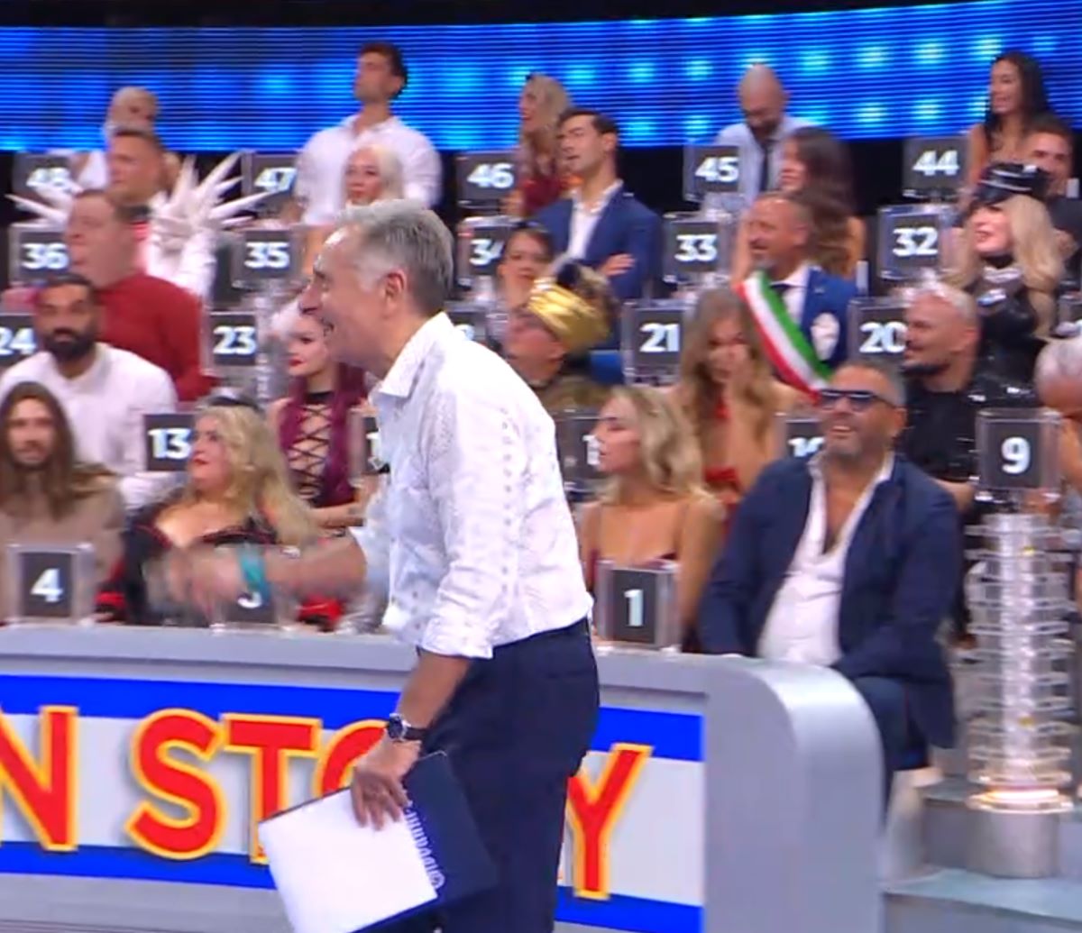 Ciao Darwin Paolo Bonolis Scandalo Hot
