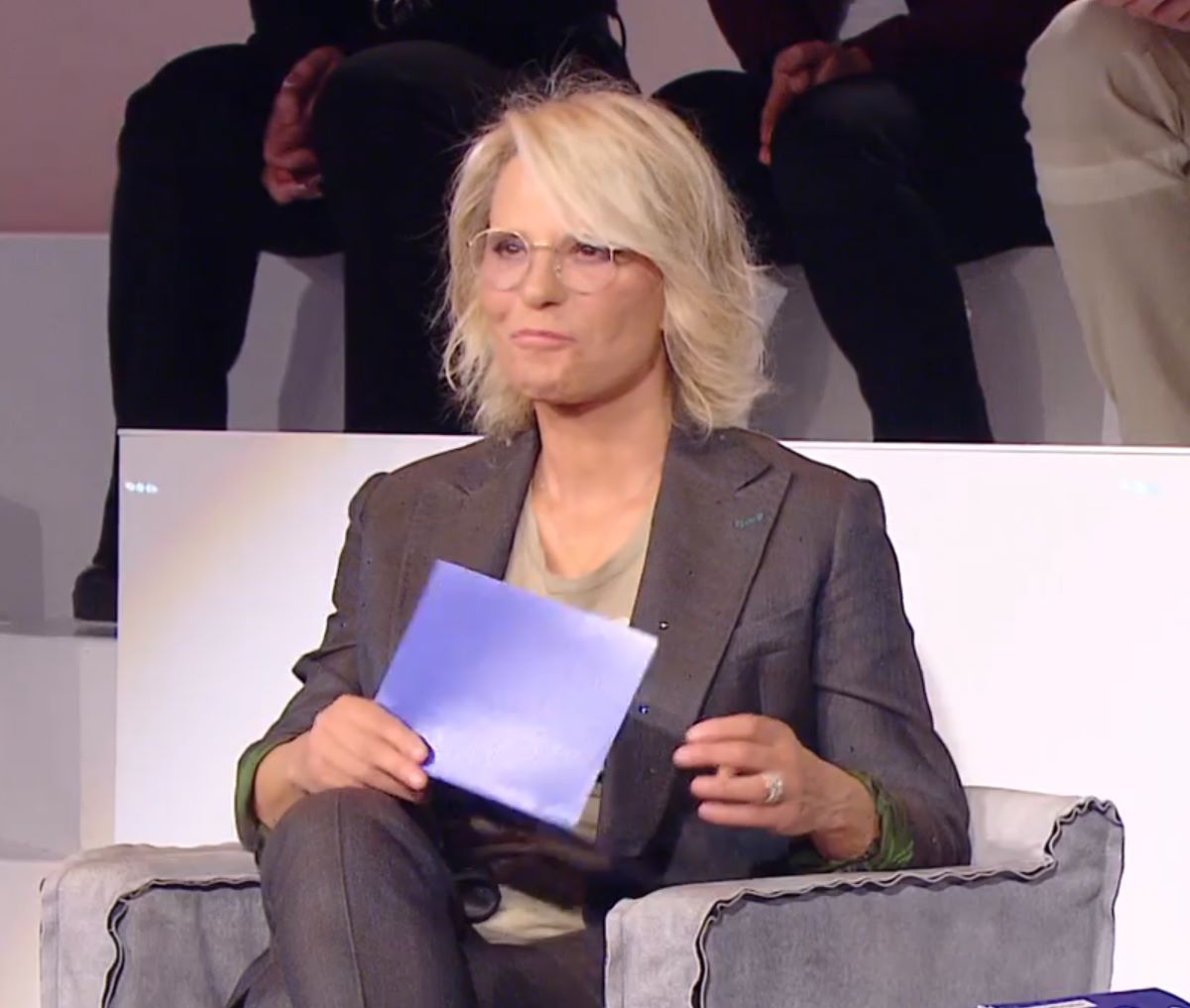 Amici 23 Maria De Filippi Decisione