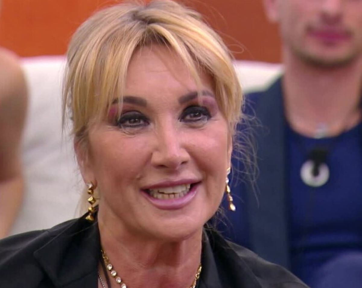 Grande Fratello Simona Tagli