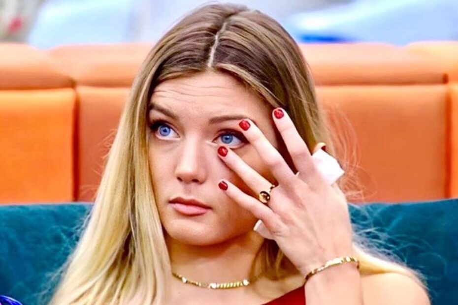 “Beatrice e Alfonso…”. Grande Fratello, Anita finisce nei guai