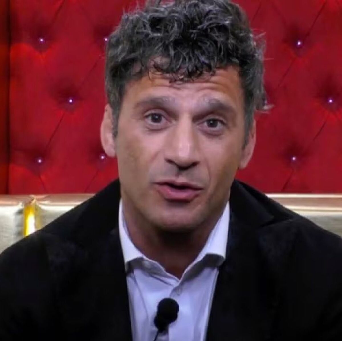 È uscito dal Grande Fratello: “Problemi familiari”