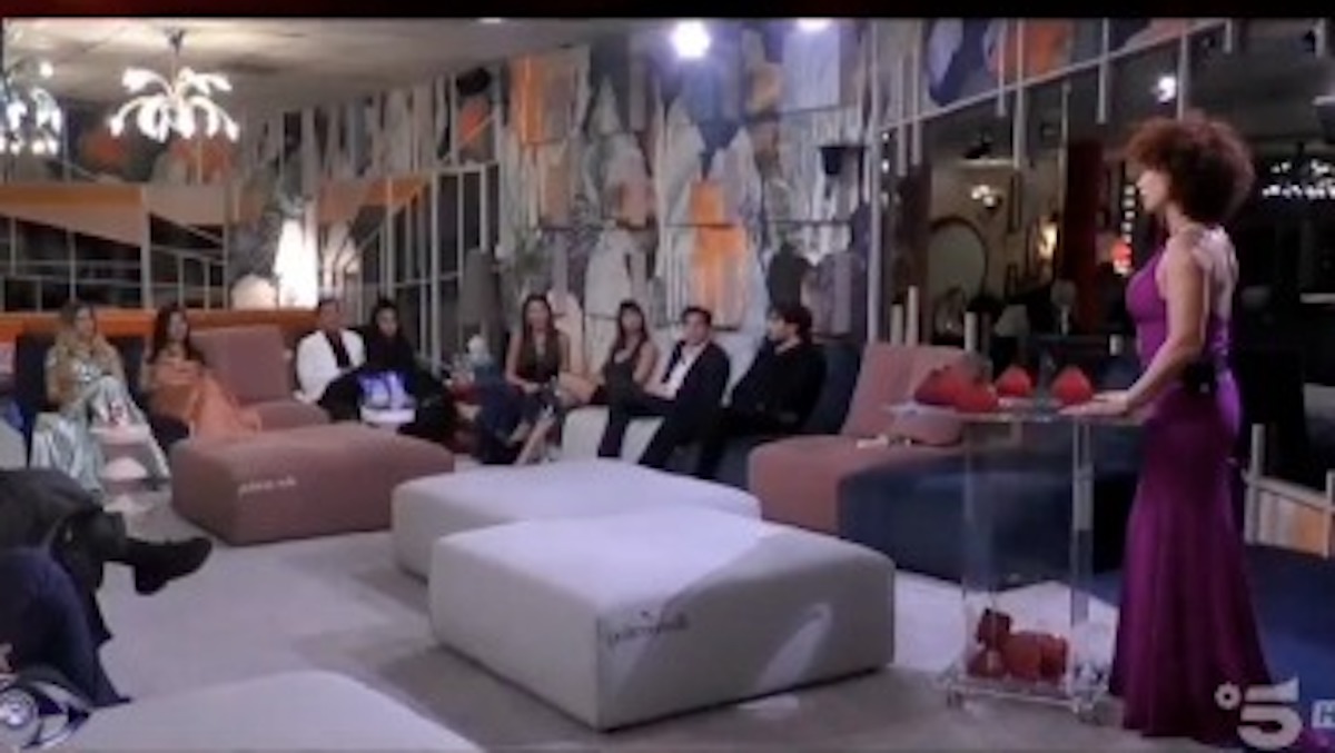 Grande Fratello, Beatrice smaschera gli autori sul video di Maddaloni