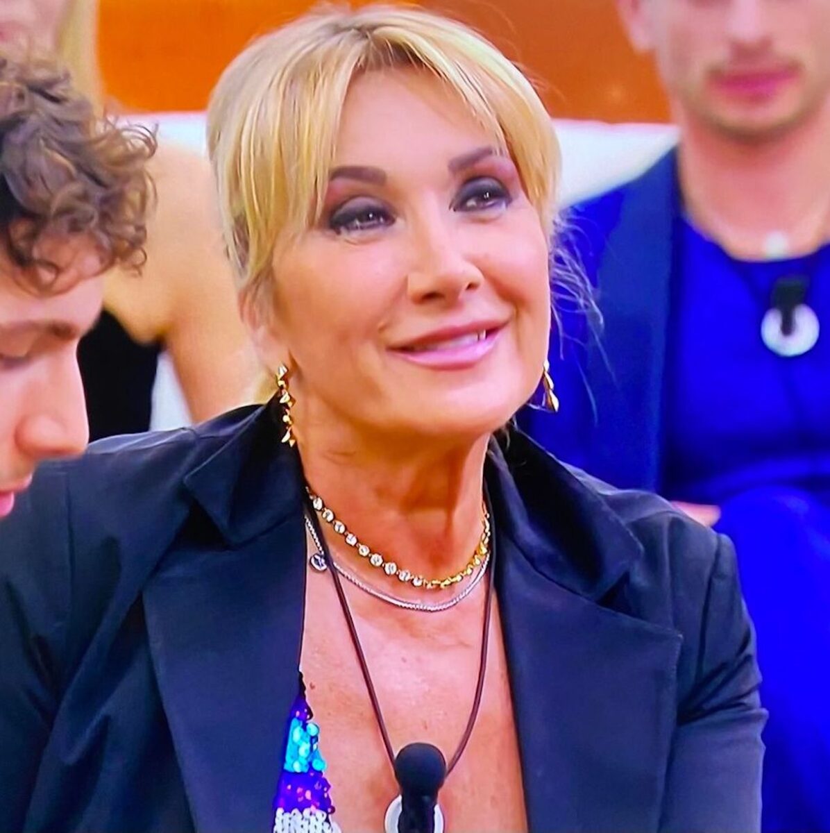 “Sono innamorata di Beatrice”, la dichiarazione della concorrente