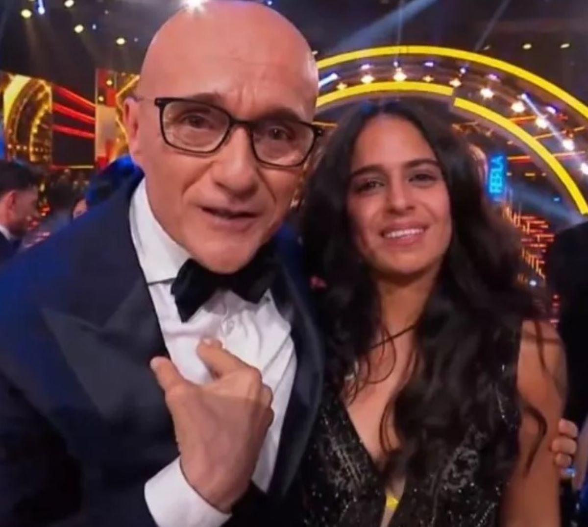 Grande Fratello, Mirko festeggia la vittoria di Perla e rischia di farsi male