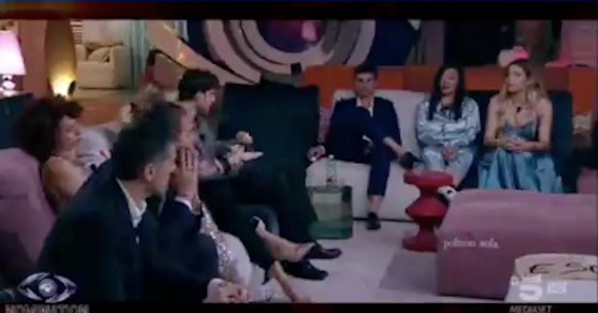 Grande Fratello, Simona asfalta Anita e Falsone