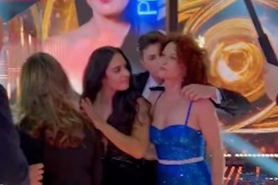 Grande Fratello, Mirko fa una frecciatina a Beatrice ma ne esce malissimo