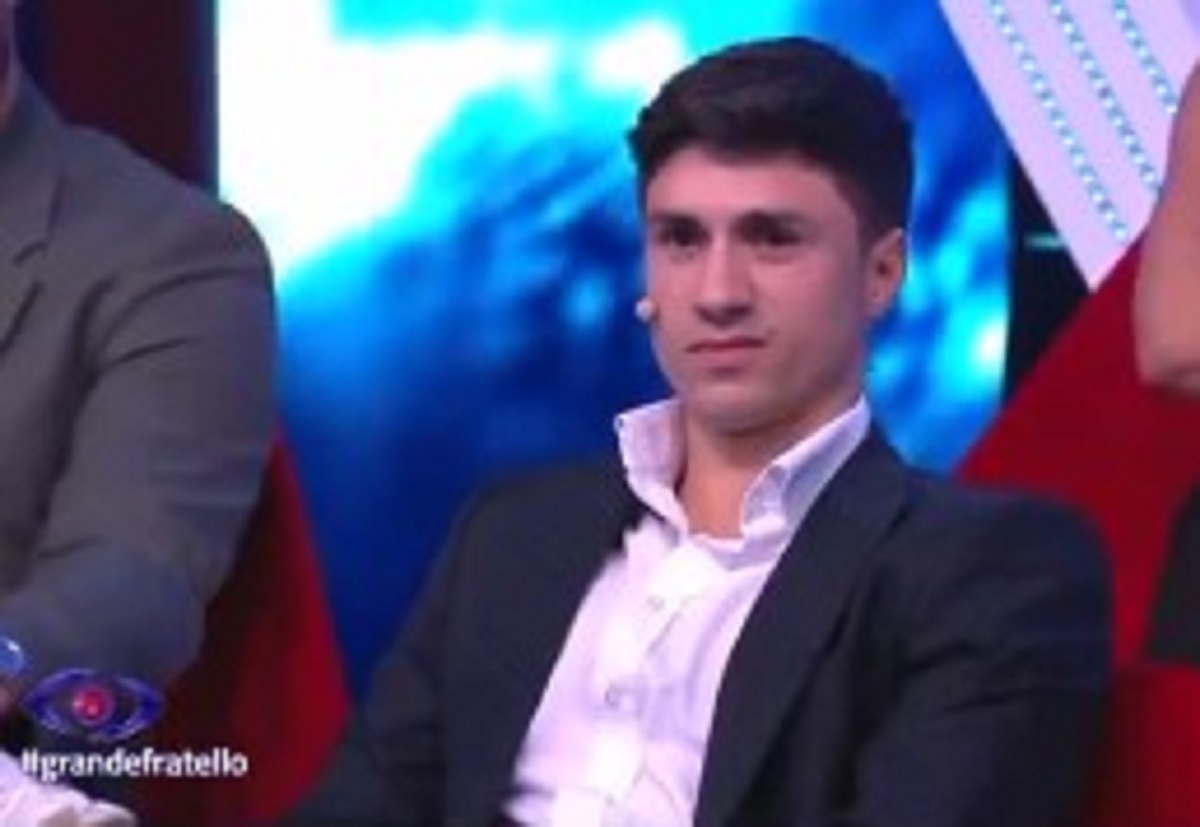 Grande Fratello, la confessione di Perla a Garibaldi: "Cosa farò con Mirko"