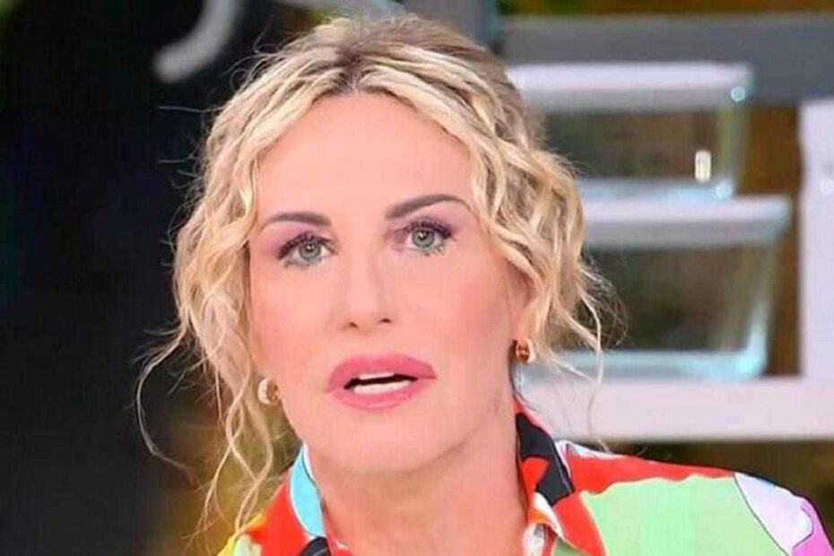 Antonella Clerici Via Rai