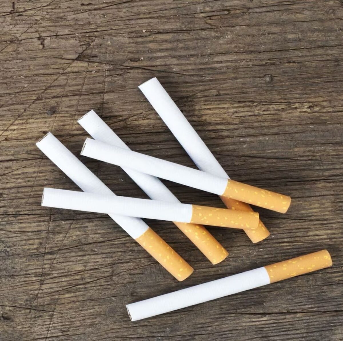 “Scatta oggi”. Brutta notizia per i fumatori italiani