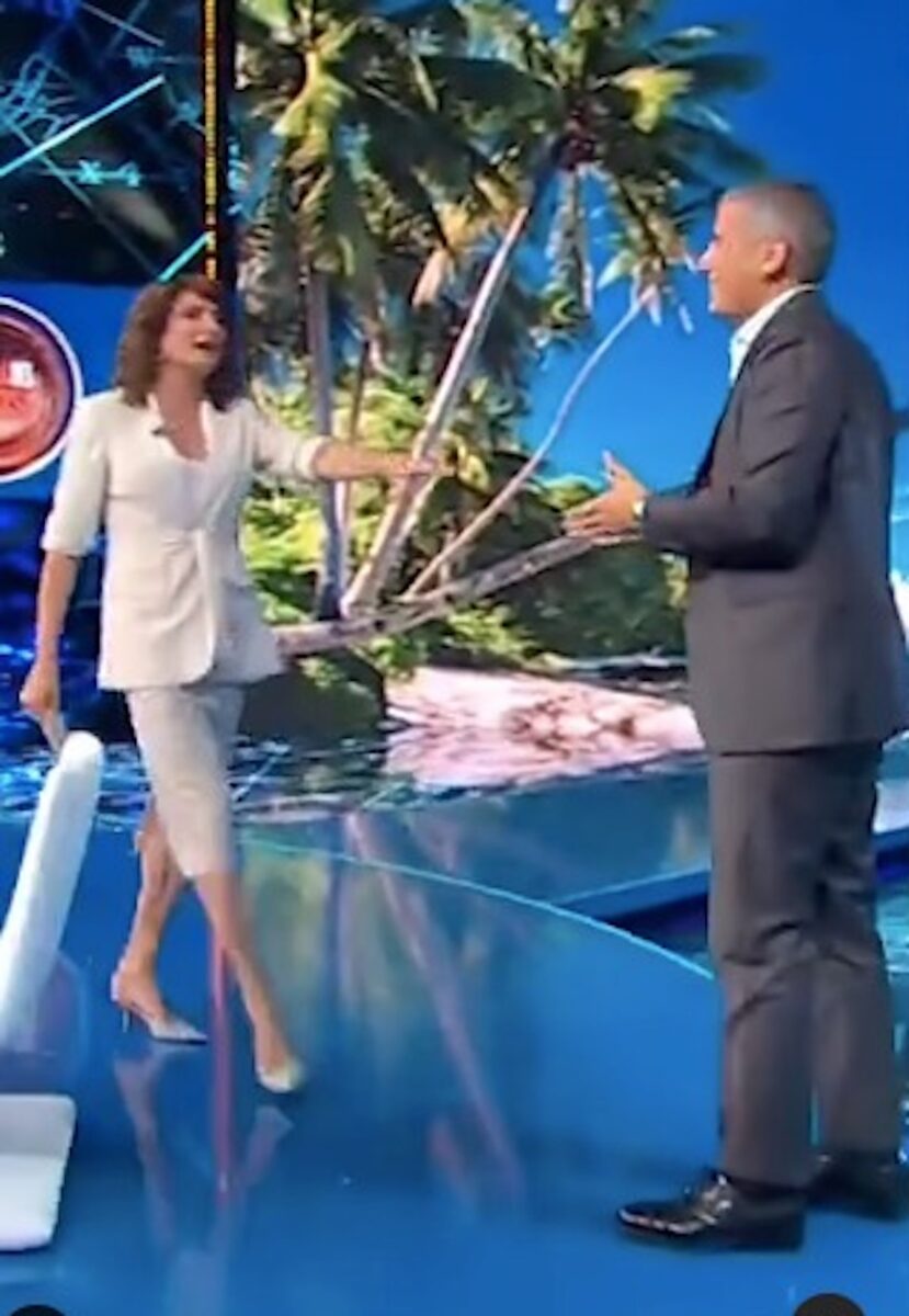 Isola dei Famosi, Artur è salvo e Dario Maltese lascia lo studio