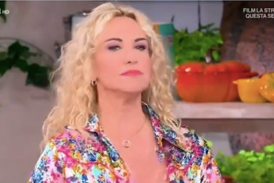 Antonella Clerici, nuova gaffe a È sempre mezzogiorno