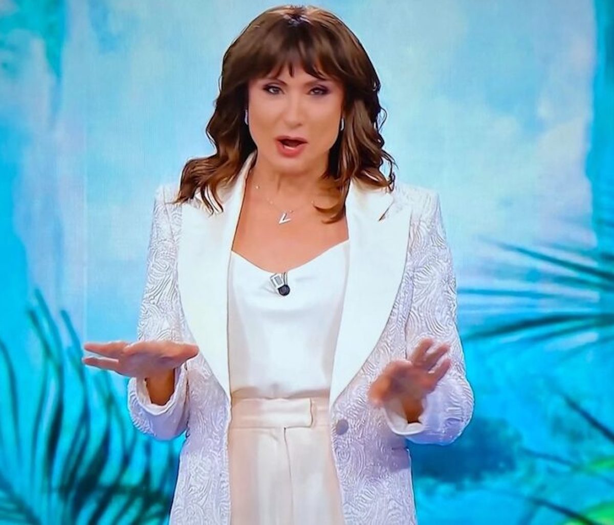 Isola dei Famosi, Vladimir Luxuria si arrabbia con Matilde, Greta e Khady