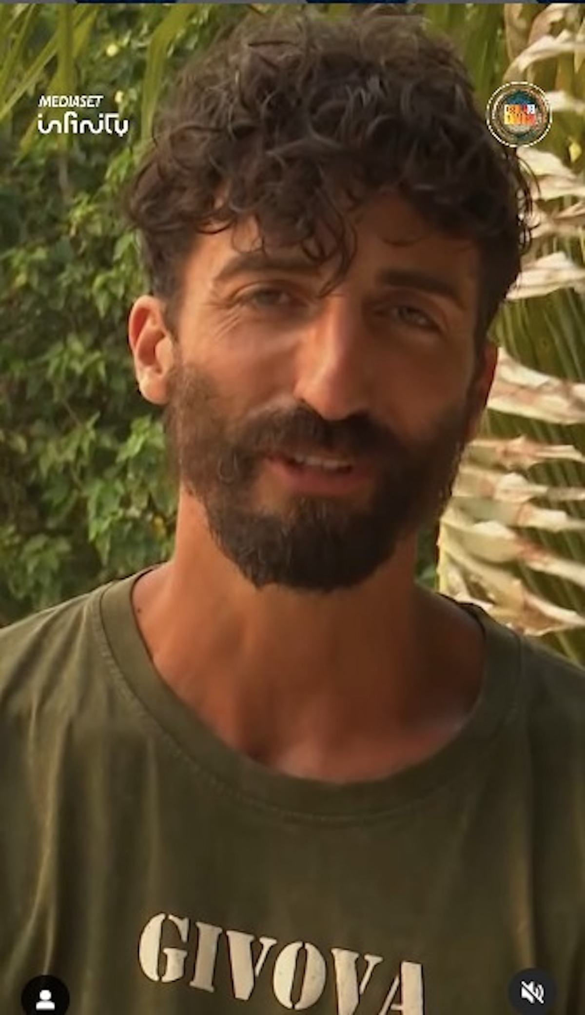 Isola dei Famosi, Edoardo Stoppa vince la gara ma il pubblico si infuria