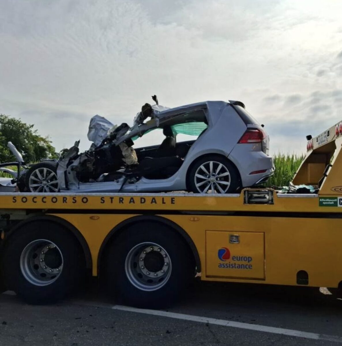 Michele morto dopo il frontale con l’auto, aveva 26 anni