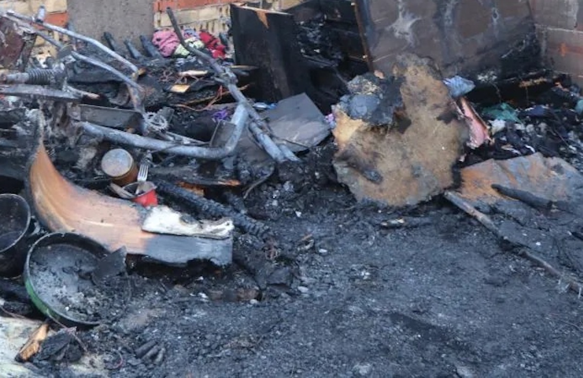 Nove Sad, incendio causato da uno scooter elettrico: 6 morti
