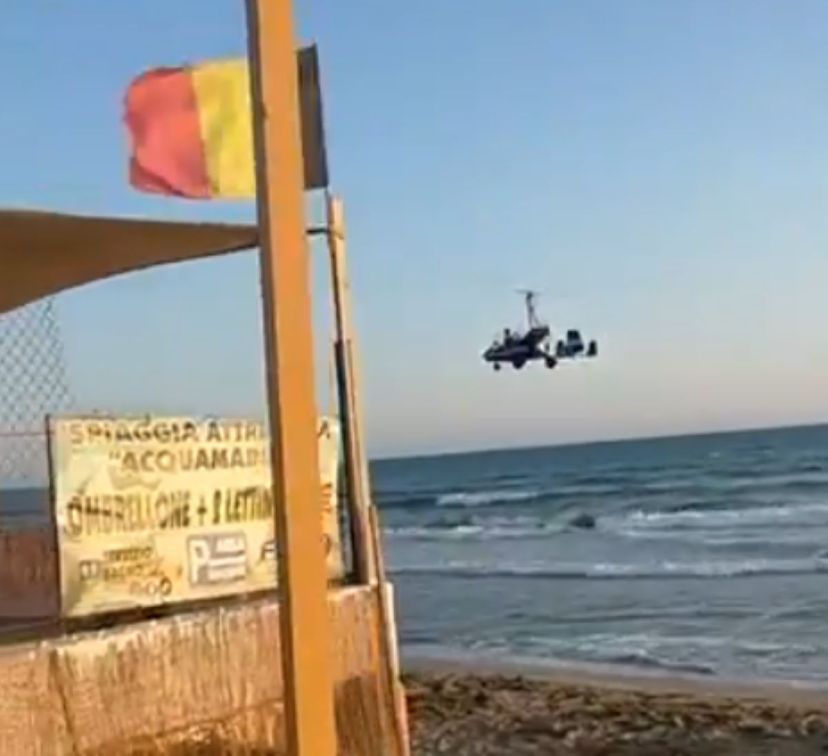 velivolo precipitato mare minturno
