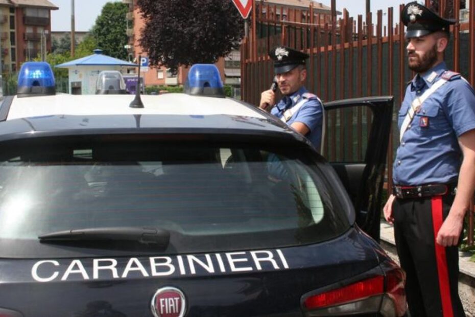 Nuoro: uccide moglie e vicino di casa ferisce tre figli e la madre