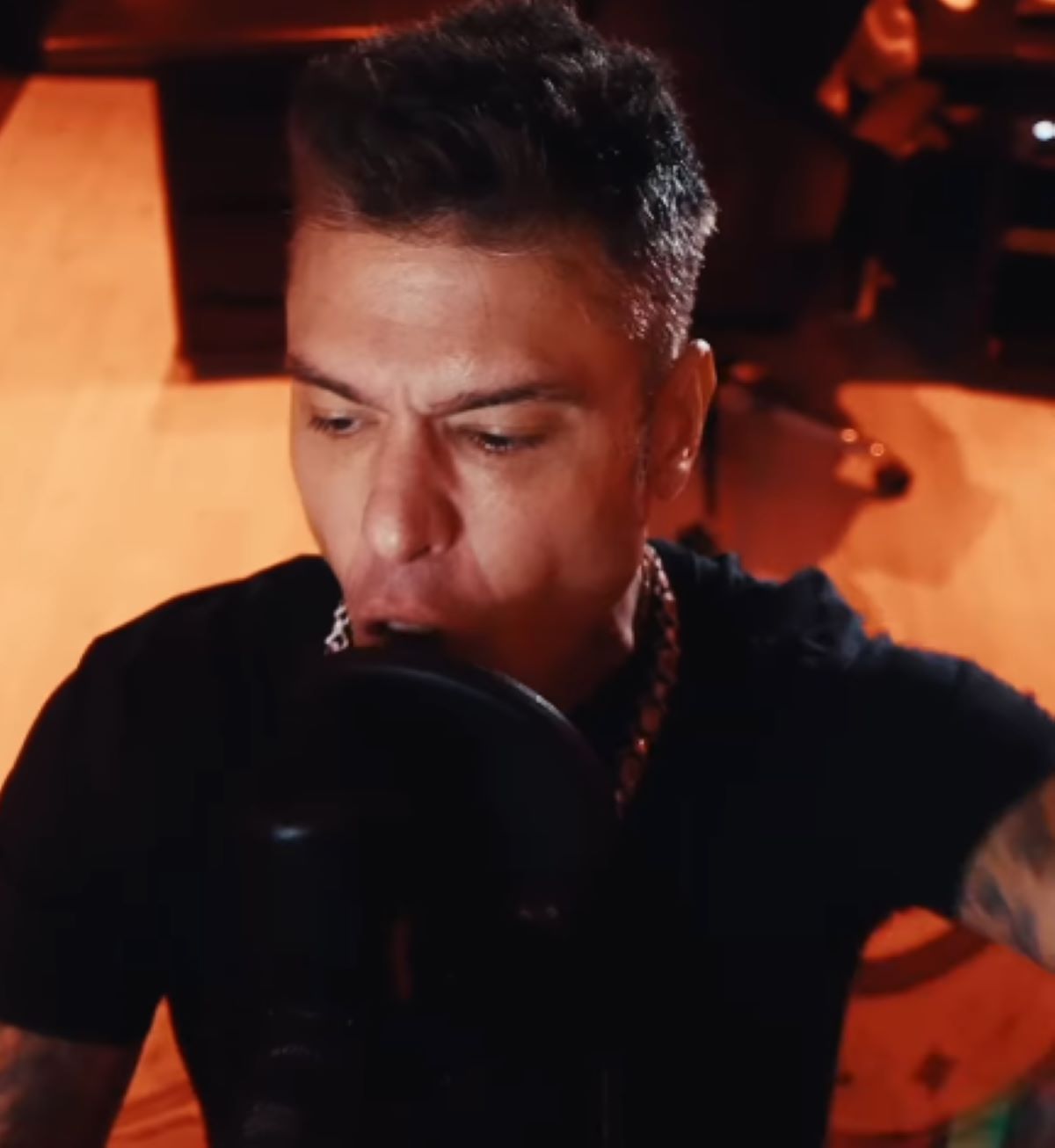 Fedez Collega Chiara Ferragni