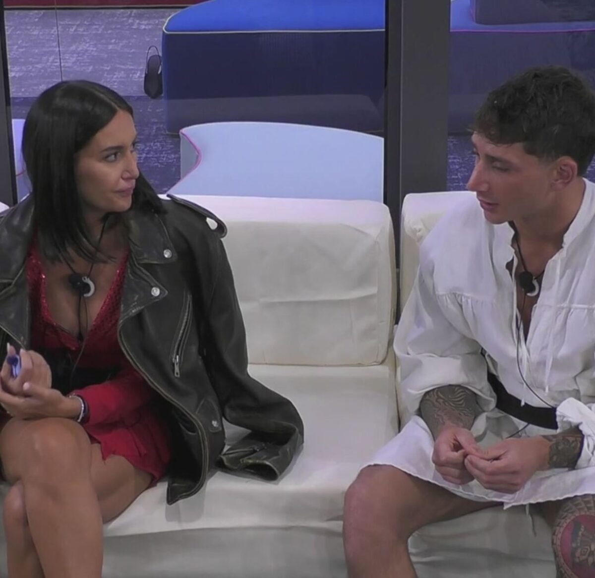 “Questo se le tro… tutte”. Grande Fratello, la bomba di Jessica sul concorrente: il pubblico è d’accordo. Cosa ha scoperto (VIDEO)