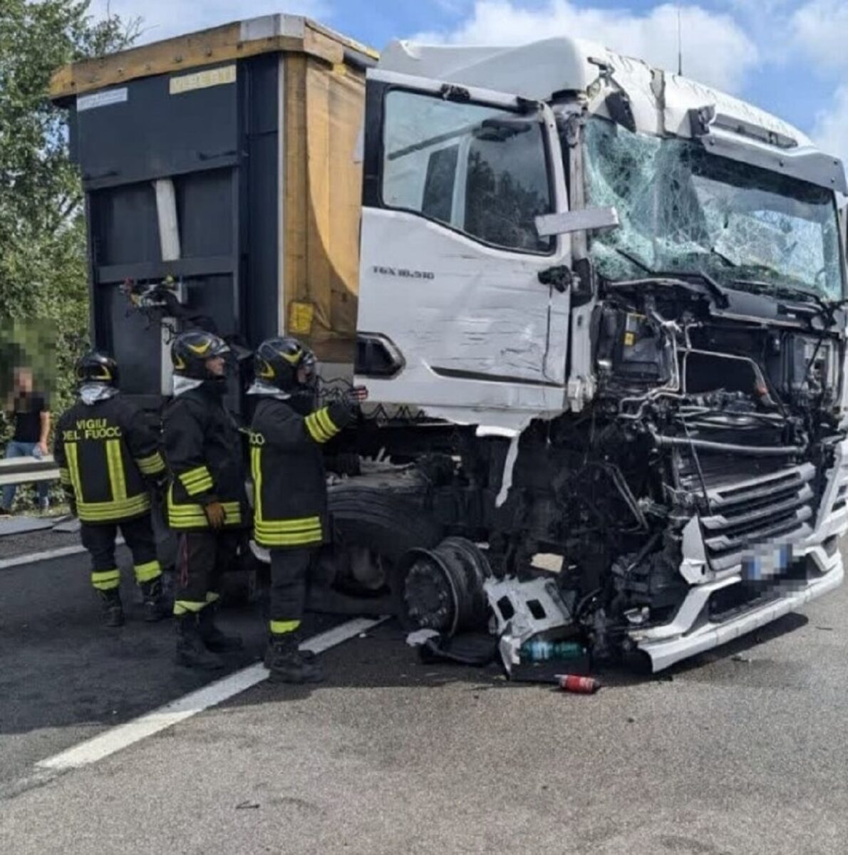 incidente pontina coinvolti mezzi pesanti 24 settembre 2024 