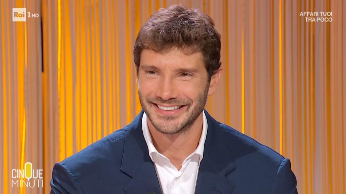 Stefano De Martino, da Bruno Vespa la confessione sul figlio Santiago