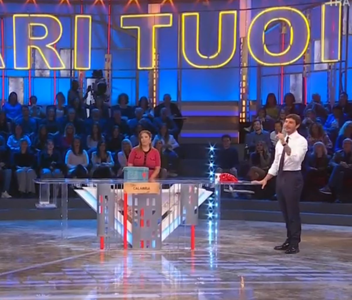 Affari Tuoi Stefano De Martino Stop